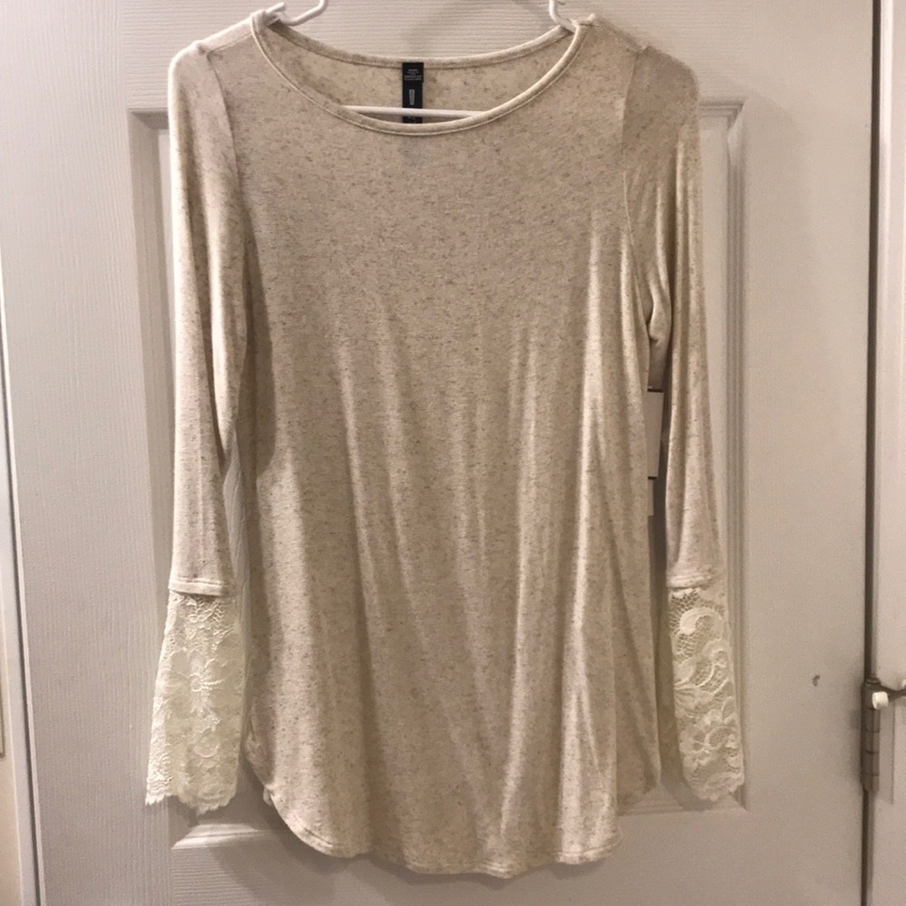 Long sleeve top